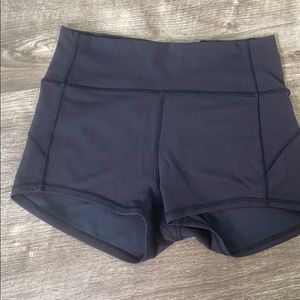 In Movement Short 2.5 size 8